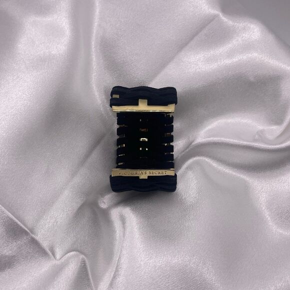 Victoria's Secret Women's Vintage Suede Interlocking Cuff Bangle Bracelet - Picture 3 of 8